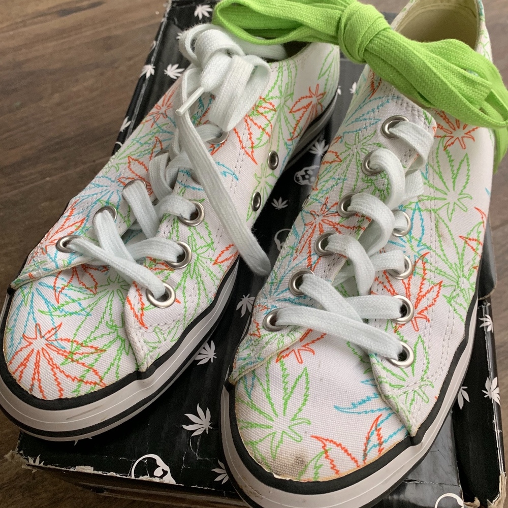 Lucien Pellat-Finet Cannabis Sneakers size 7.5